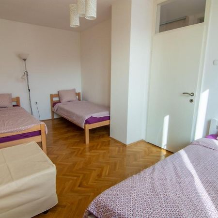 Green paradise square apartment Skopje Extérieur photo
