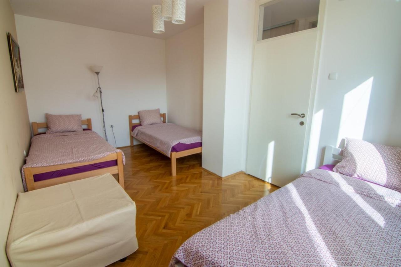Green paradise square apartment Skopje Extérieur photo