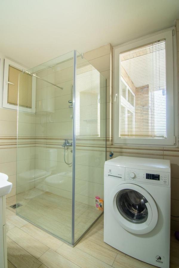 Green paradise square apartment Skopje Extérieur photo